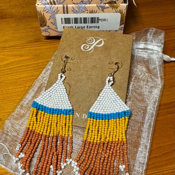 New in Box Korah Large Earrings~Plunder Seed Bead~Aztec Fall colors - Picture 4 of 6